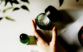 Состав косметики: как правильно читать этикетки и на что обращать внимание