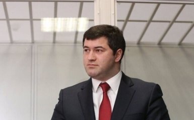Насиров